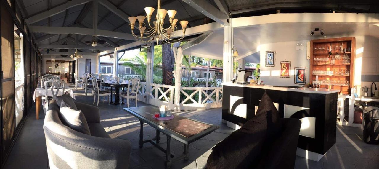 Sunbloom Beachfront Hotel And Restaurant Zambales Sinabacan Extérieur photo