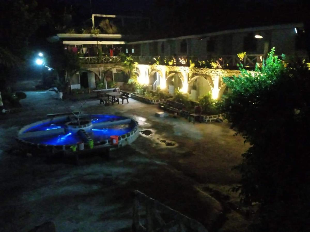 Sunbloom Beachfront Hotel And Restaurant Zambales Sinabacan Extérieur photo