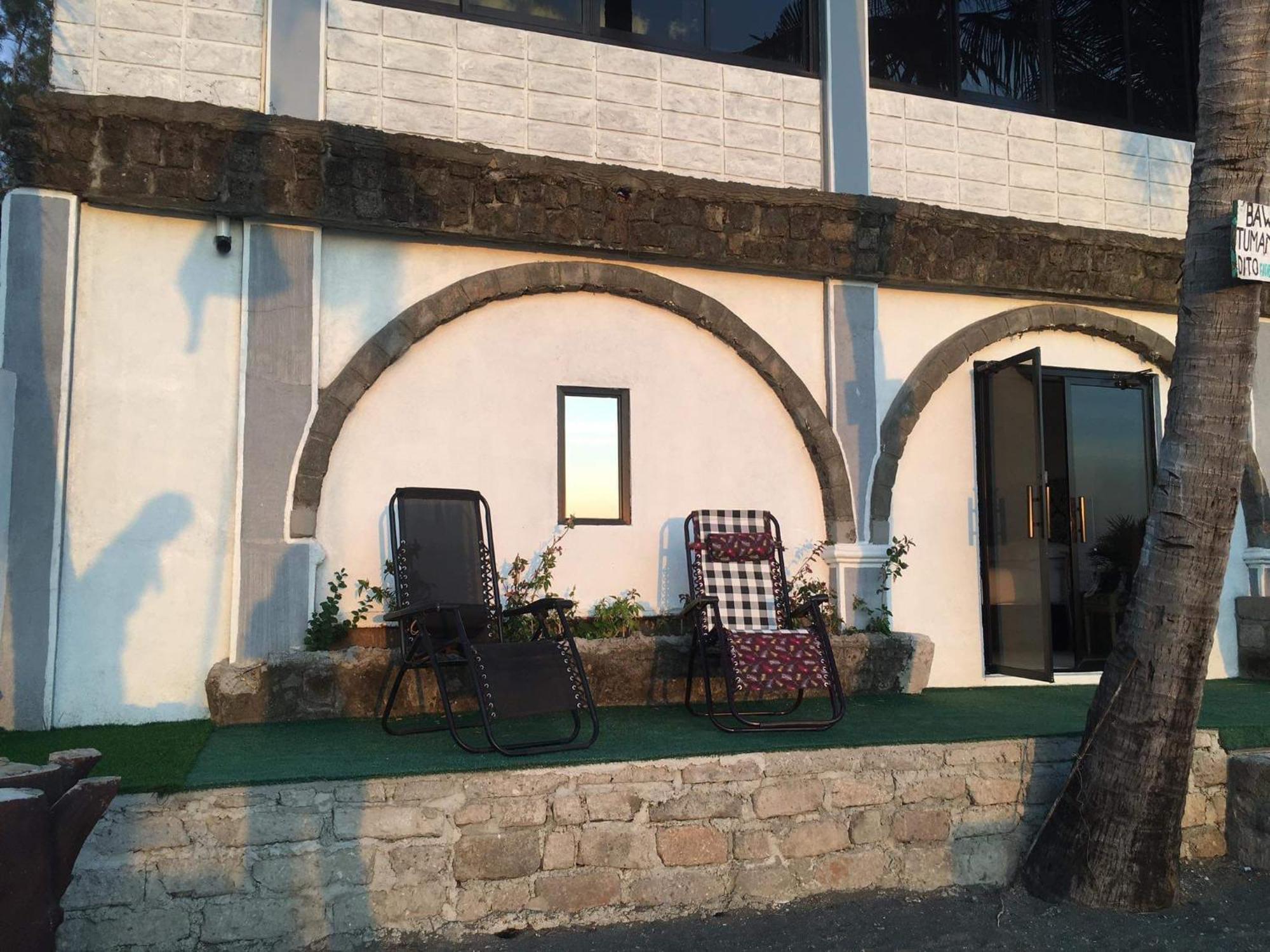 Sunbloom Beachfront Hotel And Restaurant Zambales Sinabacan Chambre photo